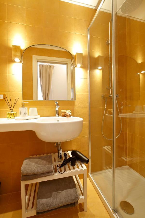 Breathe Liguria - Lucy 1 Bedroom And 1 Apartment In A Newly Renovated Nineteenth-Century Building In The Historic Center Near The Sea Специя Екстериор снимка